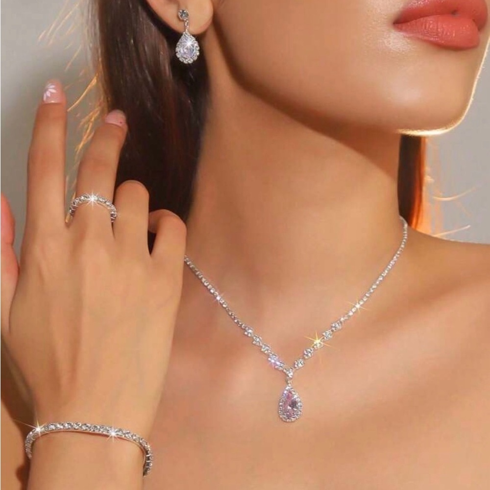 5pcs Sparkling Rhinestone Jewelry Set - Picture 2 of 5